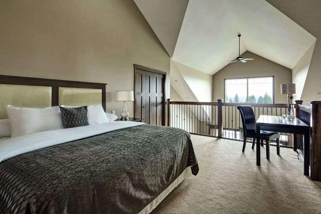 Bighorn Meadows Resort Radium Hot Springs Oda fotoğraf