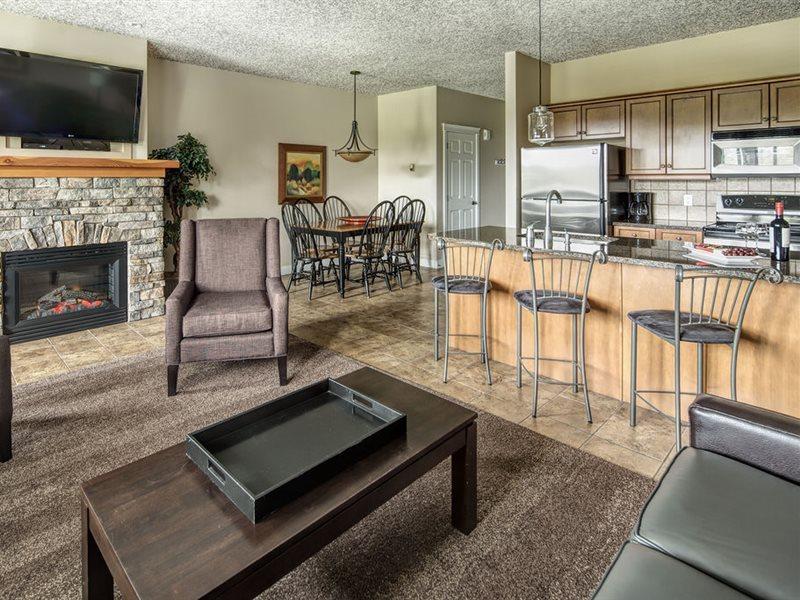 Bighorn Meadows Resort Radium Hot Springs Dış mekan fotoğraf