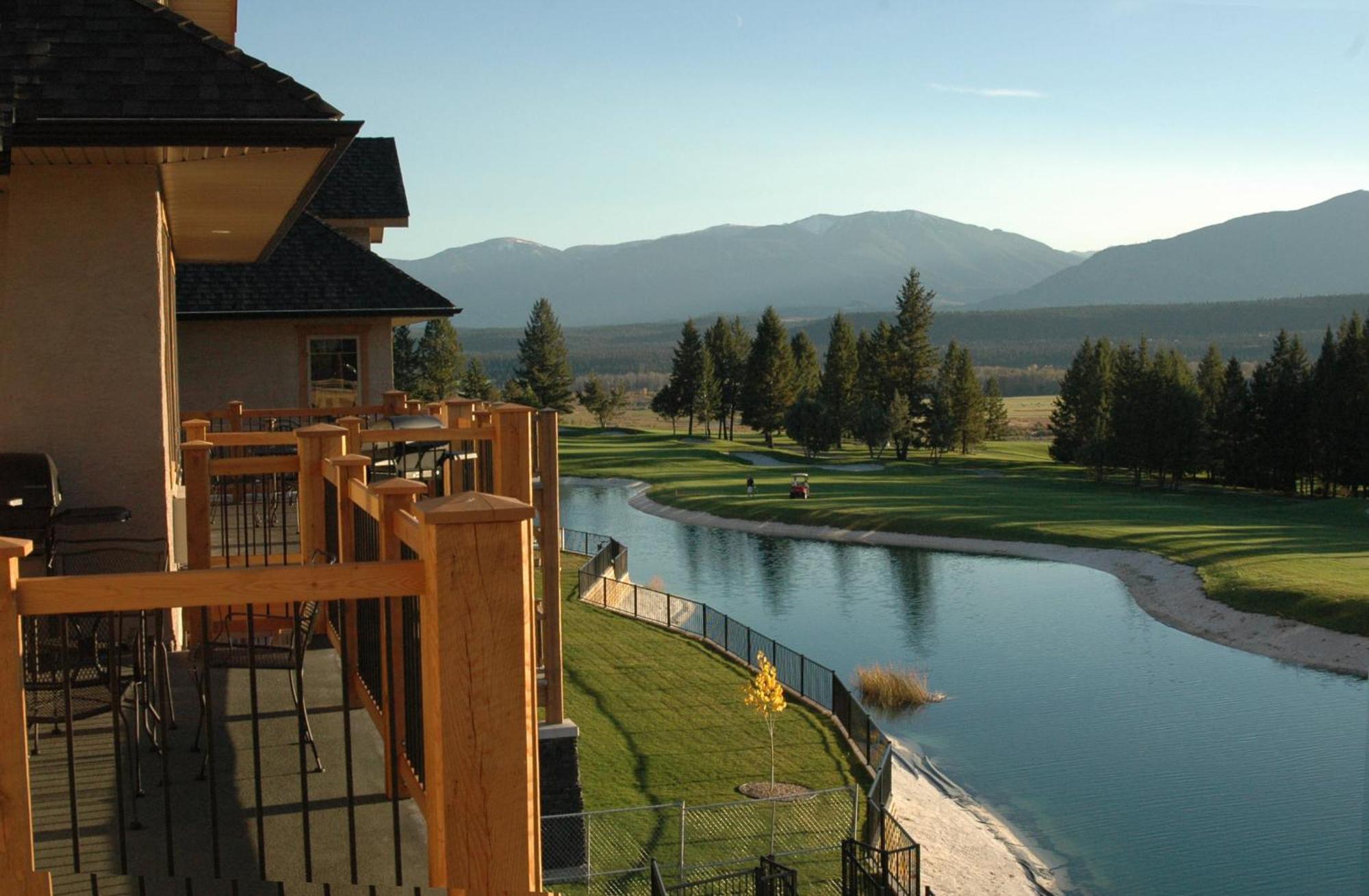 Bighorn Meadows Resort Radium Hot Springs Dış mekan fotoğraf