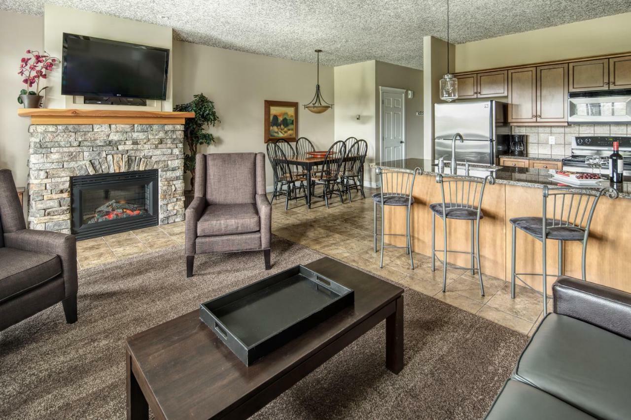 Bighorn Meadows Resort Radium Hot Springs Dış mekan fotoğraf